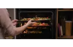 Gorenje Духовой шкаф электрический, 77л, A, пар, дисплей, макс.темпер.-300, белый