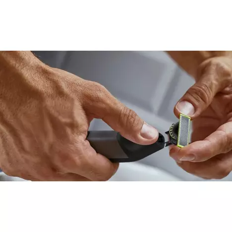 Электробритва Philips QP6552/15 OneBlade Pro 360 (QP6552/15) - Фото 8