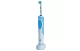 Электрическая зубная щетка Oral-B by Braun Vitality 3D White (D12.5133DW) - Фото