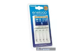 Зарядний пристрій для акумуляторів PANASONIC Smart-Quick charger (BQ-CC55E) - Фото