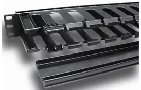 19” 1U Пластиковый держатель коммутационных шнуров перфорированный - Фото