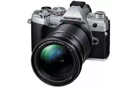 Цифровой фотоаппарат OLYMPUS E-M5 mark III 12-200 Kit silver/black (V207090SE010) - Фото