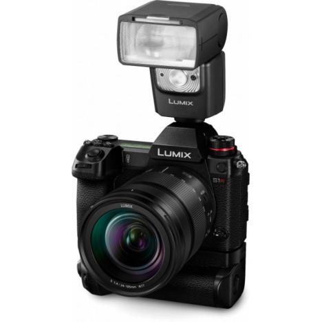 Цифровой фотоаппарат PANASONIC Lumix DC-S1RM Kit 24-105mm black (DC-S1RMEE-K) - Фото 2