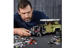 Конструктор LEGO Technic Land Rover Defender 2573 детали (42110)